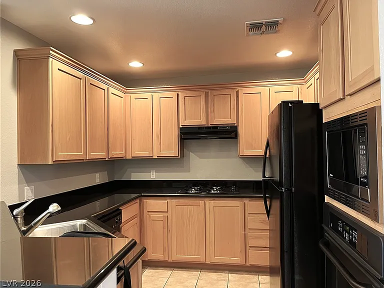 19 E Agate Ave #502 — Photo 6