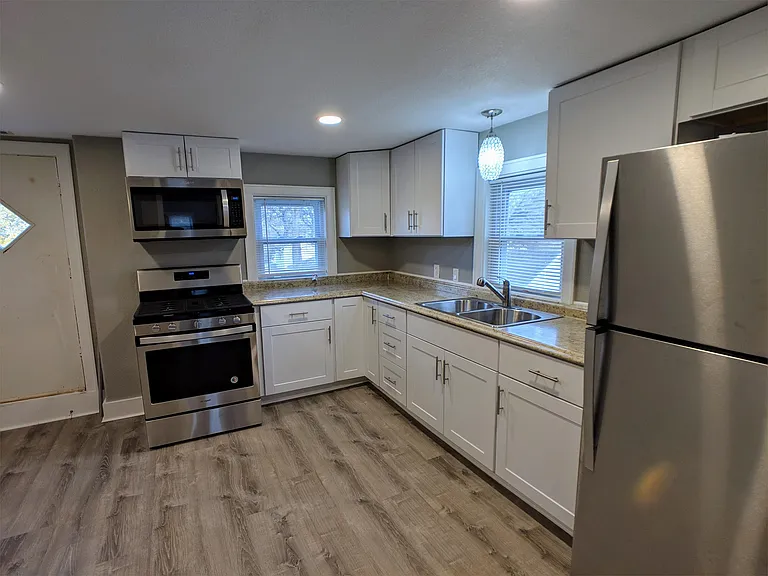 262 S Pearl St #3 — Photo 1