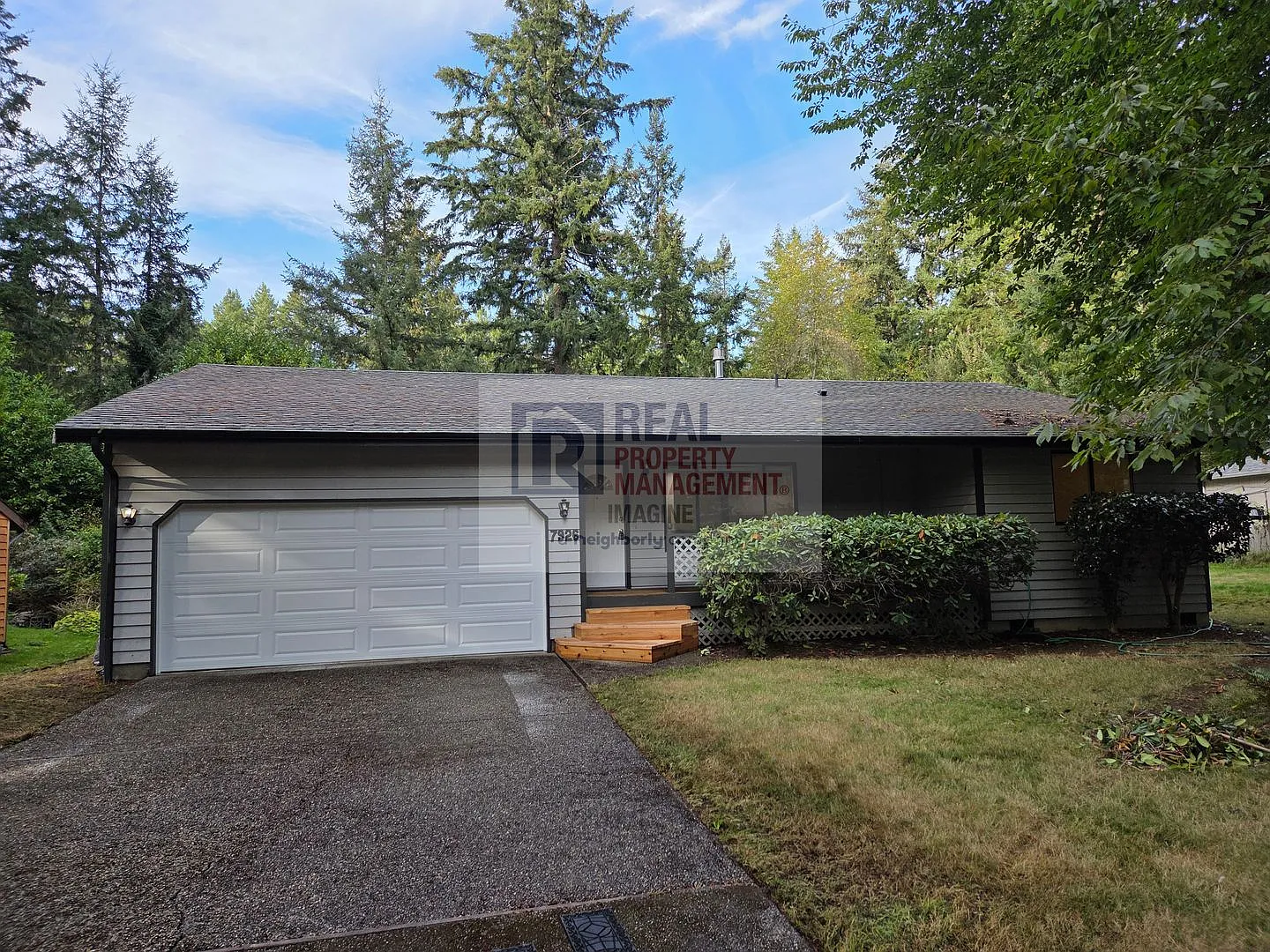 Check out this beautiful 3 bedroom, 2 bath spacious rambler — Photo 2