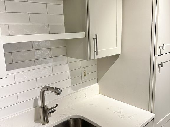 5th image of 741 Ponce De Leon Ct NE #3