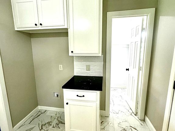 4th image of 5523 Jacksonville Conway Rd