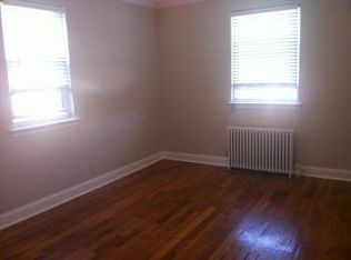 2812 24th Ave APT 3A, Astoria, NY 11102