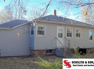 416 Yates Ave, Minden, NE 68959