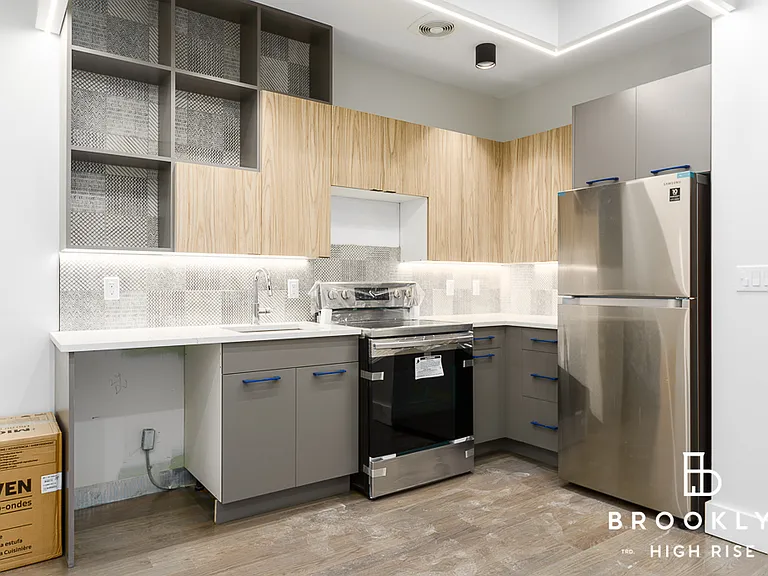 1692 Pacific St #3B — Photo 3
