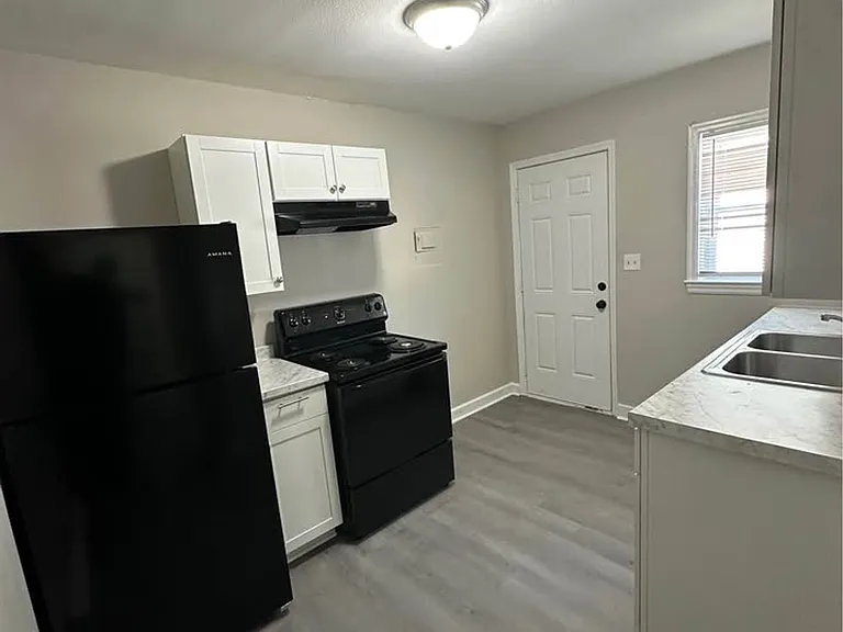 1339-1407 Fairmont St — Photo 12