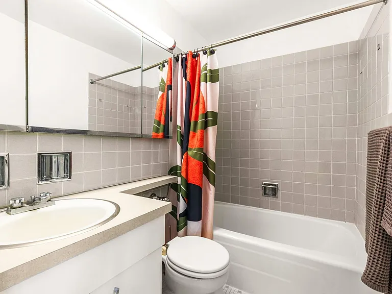 3550 N Lake Shore Dr #1912 — Photo 7