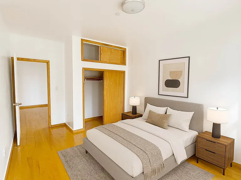4506 Vernon Blvd #2 — Photo 6