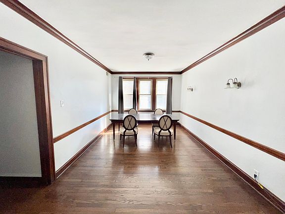 5th image of 1632 N California Ave #2