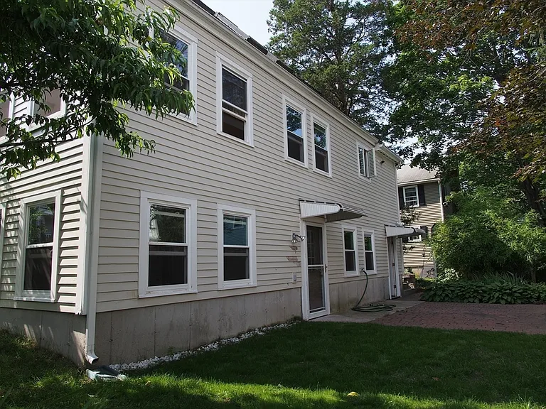 21 Albemarle Ave — Photo 14