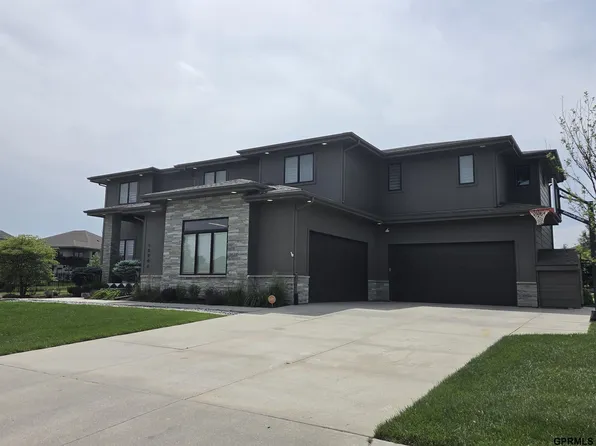 10906 S 175th St, Omaha, NE 68136