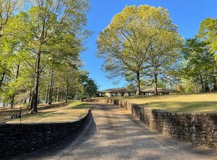 587 Jolly Rd, Columbus, MS 39705