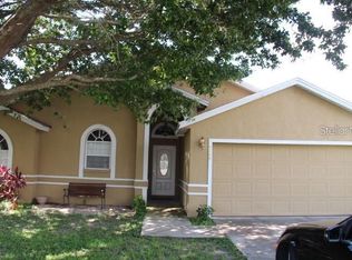 724 Berkley Pointe Dr, Auburndale, FL 33823