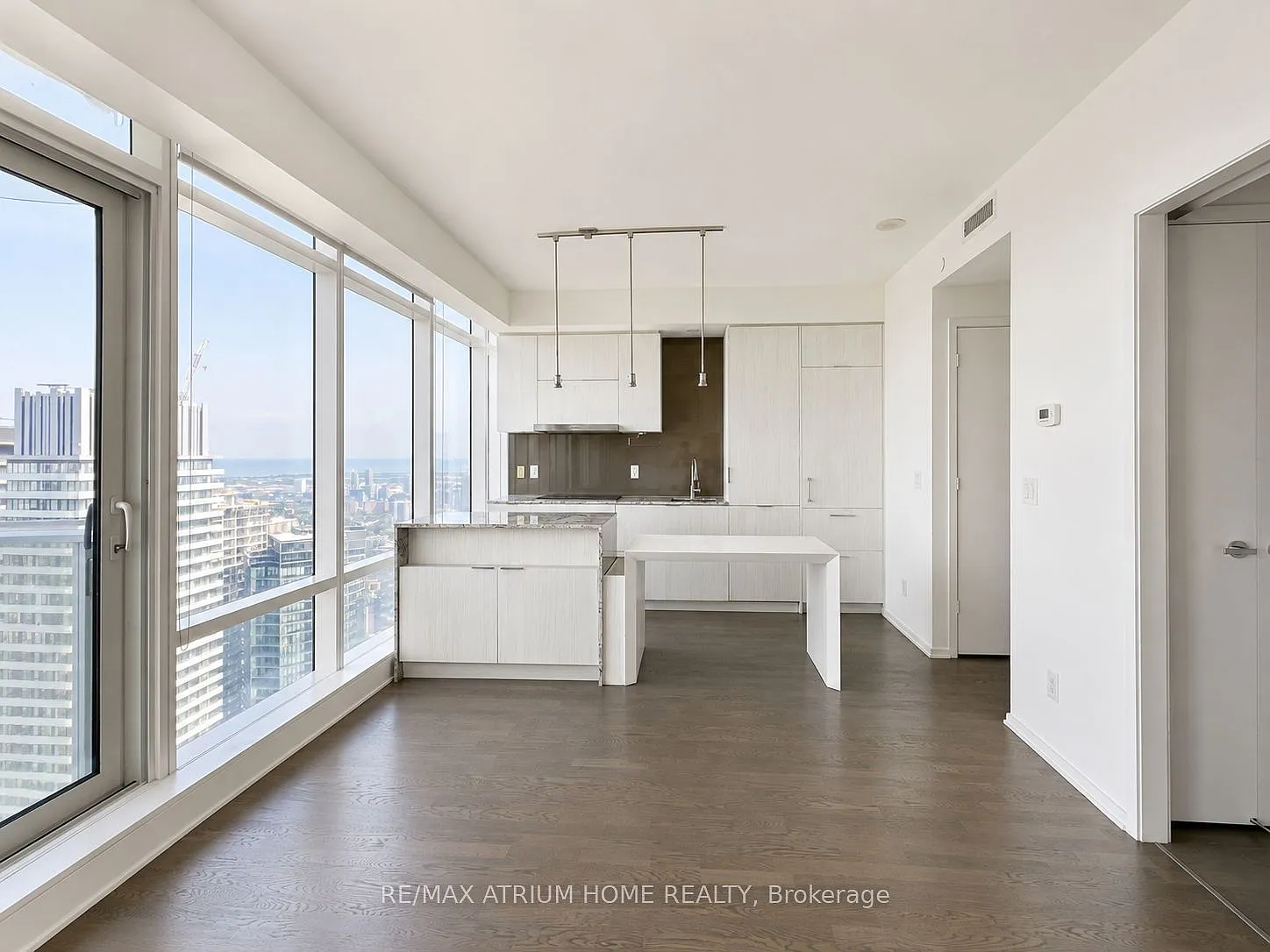 1 bed, $2,800 — Photo 4
