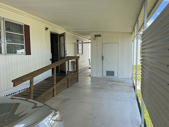 3rd image of 20503 Tahitian Blvd