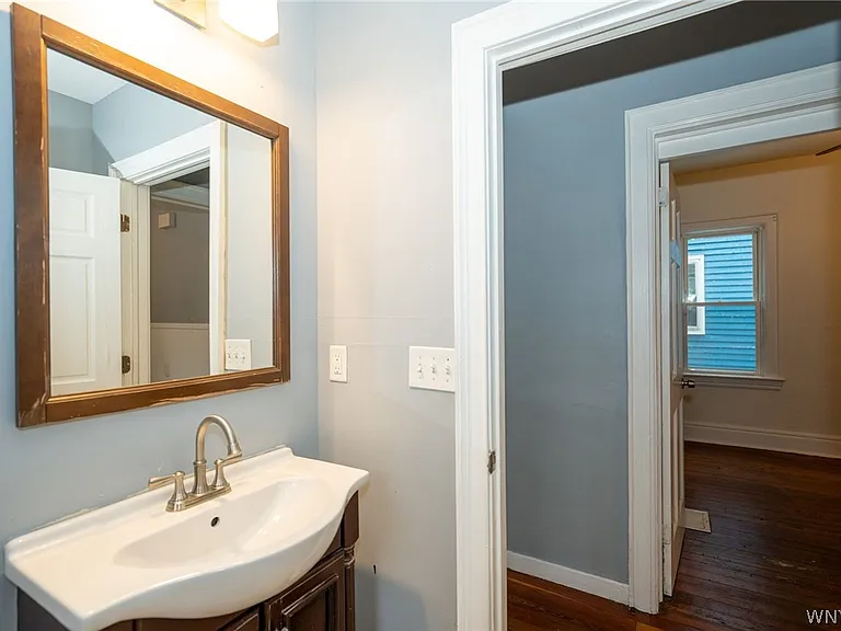 11 Hoyt St — Photo 27