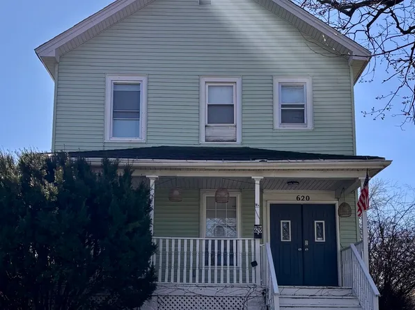 620 Oneida St, Joliet, IL 60435