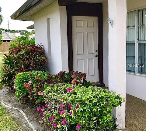 3rd image of 2962 Captiva Gardens Dr