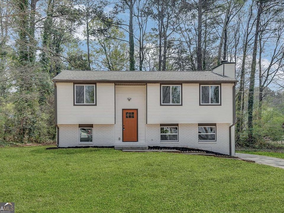 1st image of 3394 Dearwood Dr SW