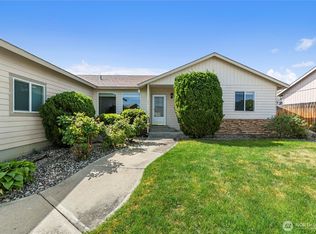 649 Sally Dr, Wenatchee, WA 98801