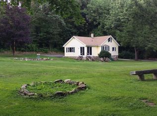 9 Elm St, Paxton, MA 01612