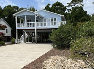 135 Page Pl, Emerald Isle, NC 28594