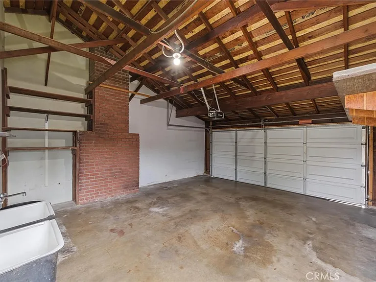 6266 N Muscatel Ave — Photo 20