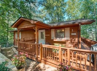 390 Bursey Rd, Hiawassee, GA 30546