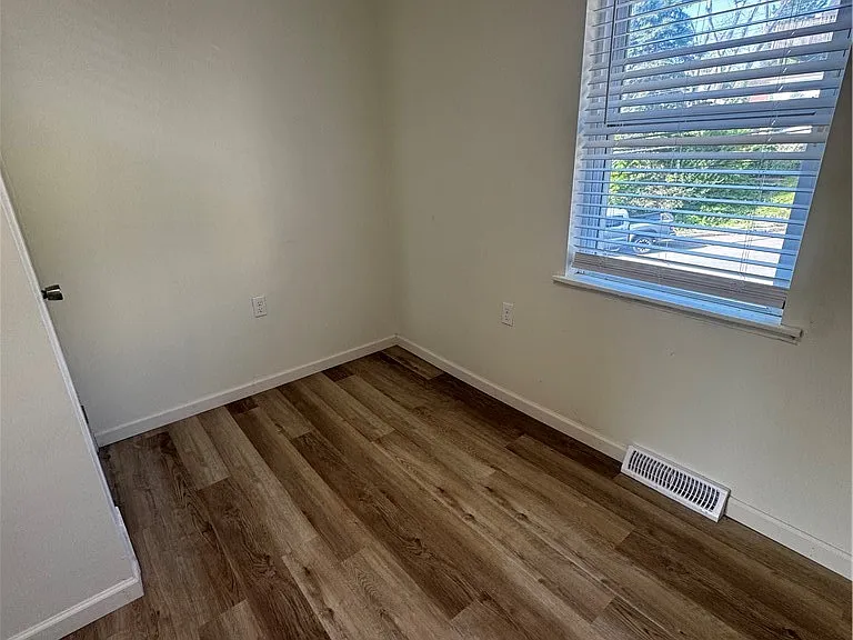790 Highland Ave — Photo 12