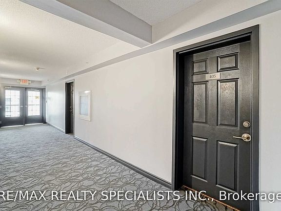 2nd image of 1487 Maple Ave #405