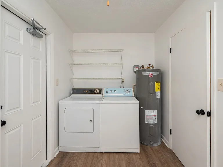 1416 Palm Blvd S — Photo 34