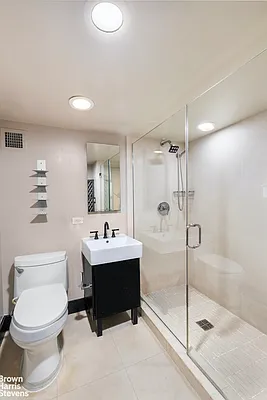 Rented by Brown Harris Stevens | media 8