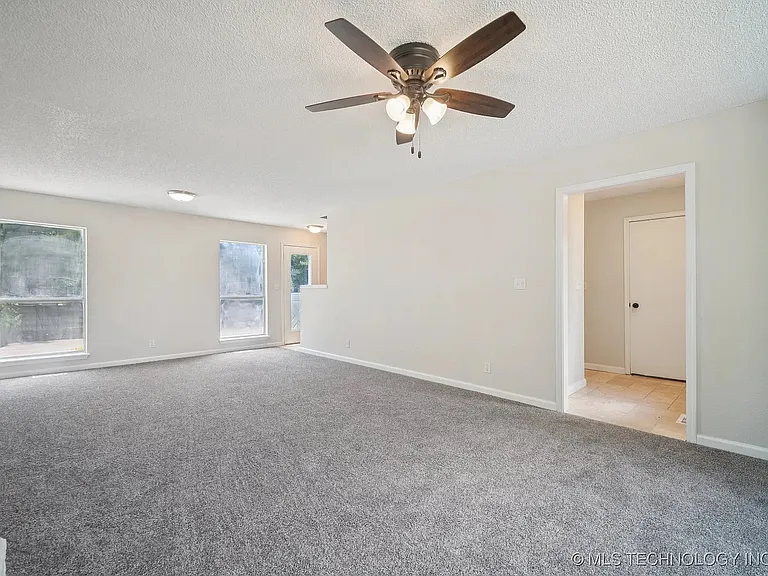 6603 S 107th East Ave — Photo 8