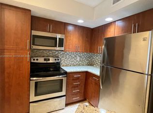 Isles At Lago Mar, Fort Lauderdale, FL 33325