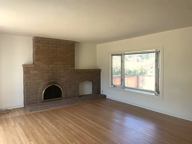 1100 2nd St — Photo 3