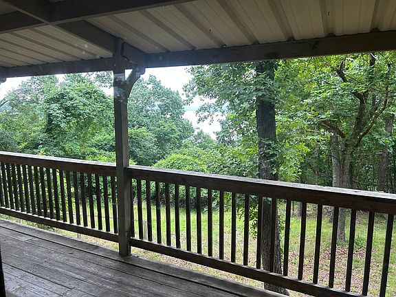 2nd image of 21090 Greycliff Rd