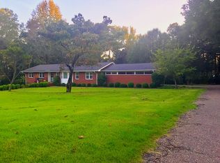 924 Moores Mill Rd, Auburn, AL 36830