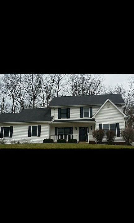 1st image of 122 Ivy Ln