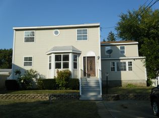 12 Oregon Ave, Rensselaer, NY 12144