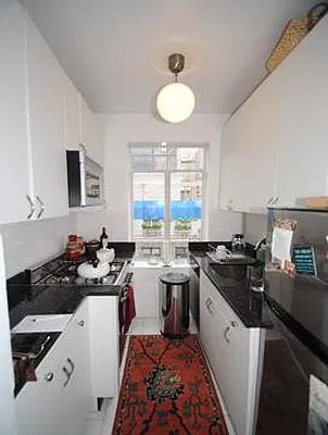Rented by Buchbinder & Warren | media 7