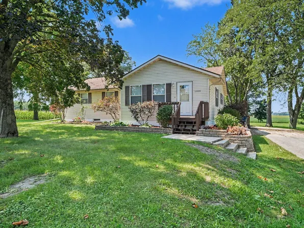 12428 Gibson St, Winfield, IN 46307