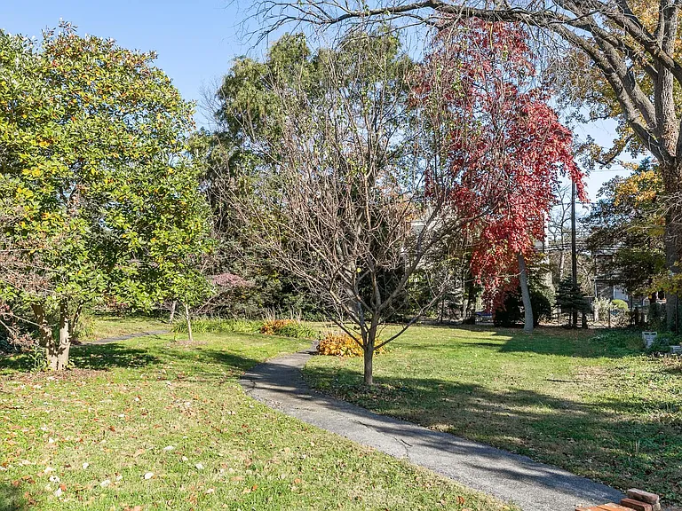Side Yard & Walking Path