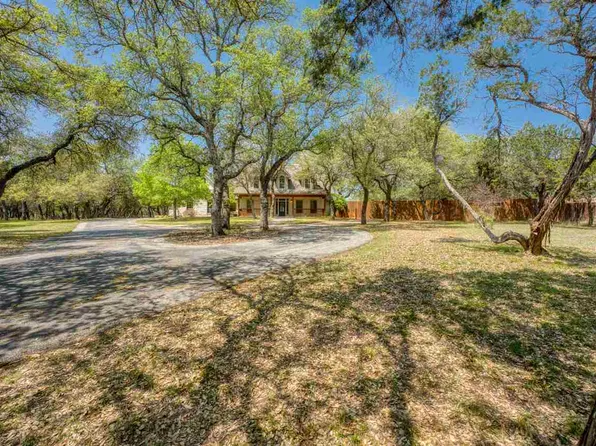 1100 Avenida Serena, Marble Falls, TX 78654