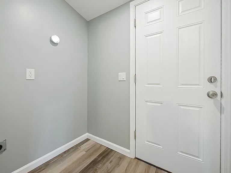 750 Scottwood St — Photo 9