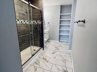 837 Hollins St APT 3A, Baltimore, MD 21201