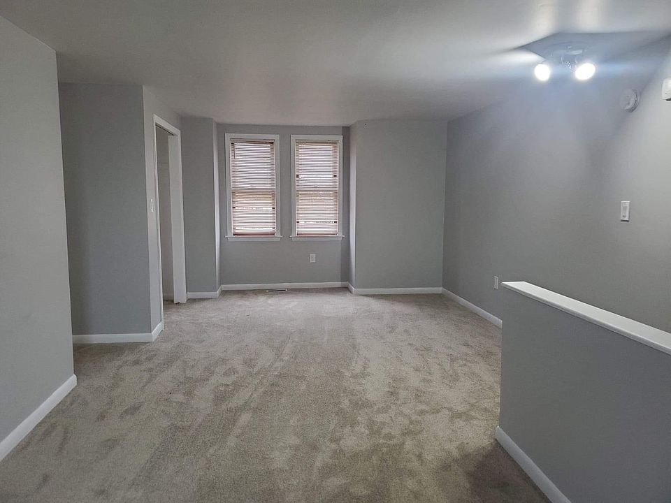 1st image of 64 N 18th St