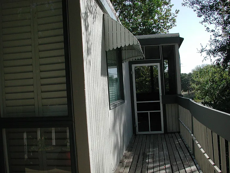 Entrance to screened porch