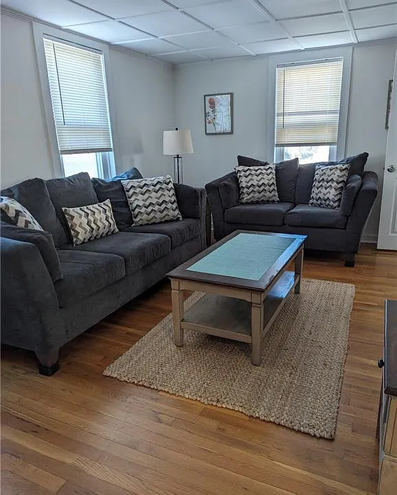 27 Mount Vernon St #2
