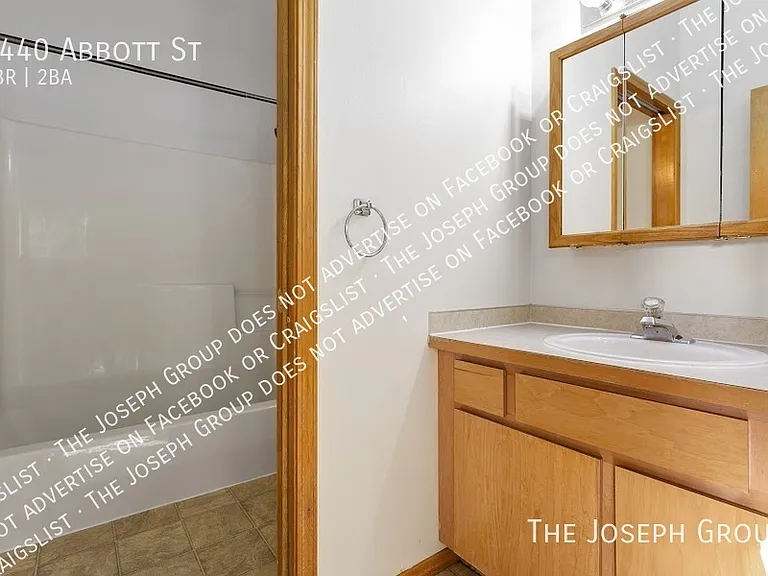 3440 Abbott St — Photo 9