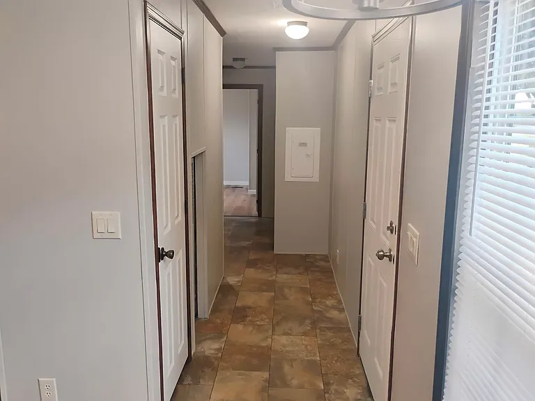 1100 W Locust St #1 — Photo 9