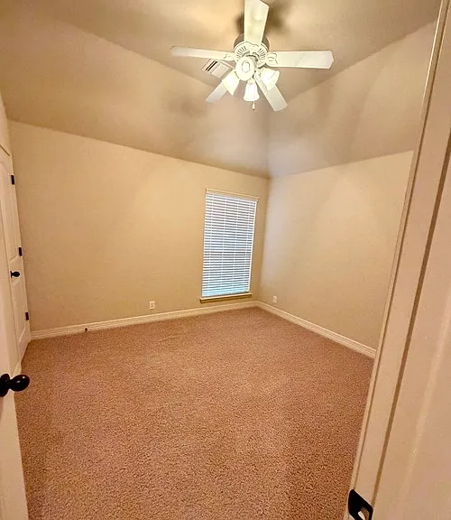 21706 Chaucer Hl — Photo 12